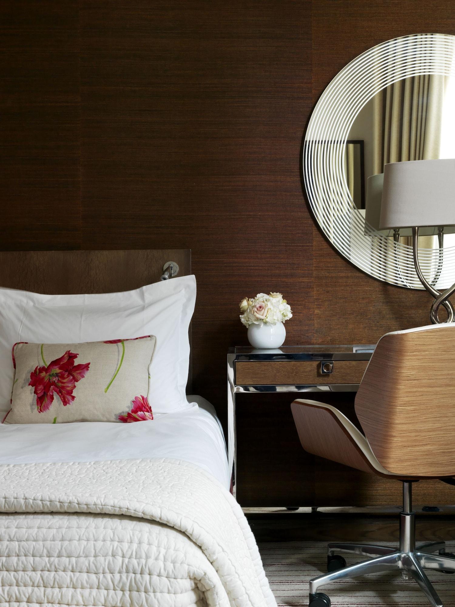 The Marylebone Hotel Лондон Экстерьер фото A room at the Mandarin Oriental, Munich